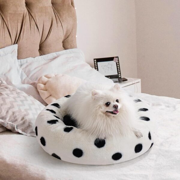 MEWOOFUN 23" Donut Cat Bed – Washable Fluffy Pet Bed, Black Dot