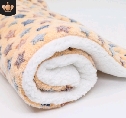 Cozy Cat & Dog Blanket – Multi-Purpose Pet Mat for Comfort